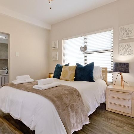Beachfront Apartment @ Morleenpark Unit 11 Суакопмунд Екстериор снимка